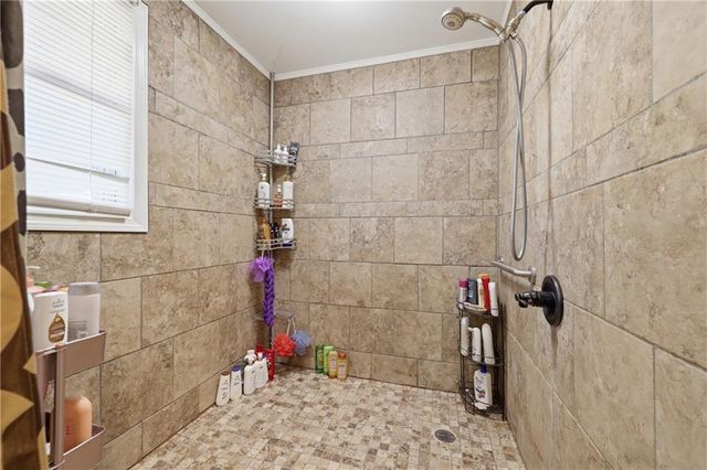 209 W Nebraska Avenue, St Joseph, MO 64504