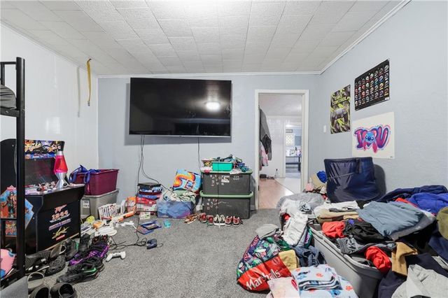 209 W Nebraska Avenue, St Joseph, MO 64504