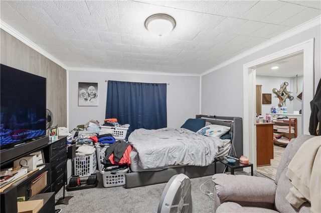 209 W Nebraska Avenue, St Joseph, MO 64504