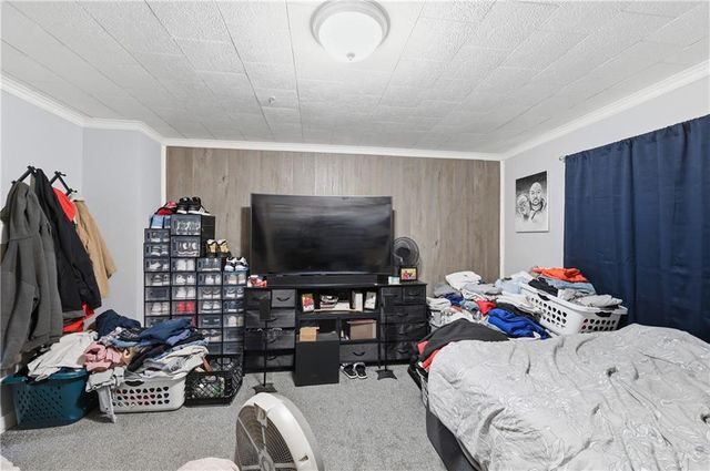 209 W Nebraska Avenue, St Joseph, MO 64504