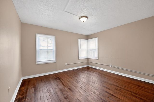 7413 E 56TH Terrace, Kansas City, MO 64129