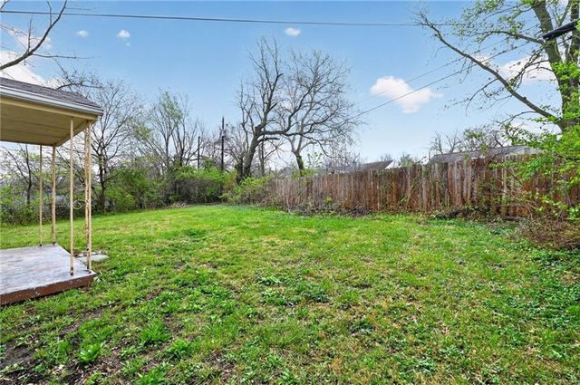 7413 E 56TH Terrace, Kansas City, MO 64129