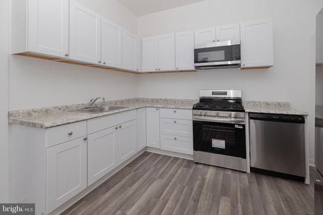 132 4TH AVE, Roebling, NJ 08554