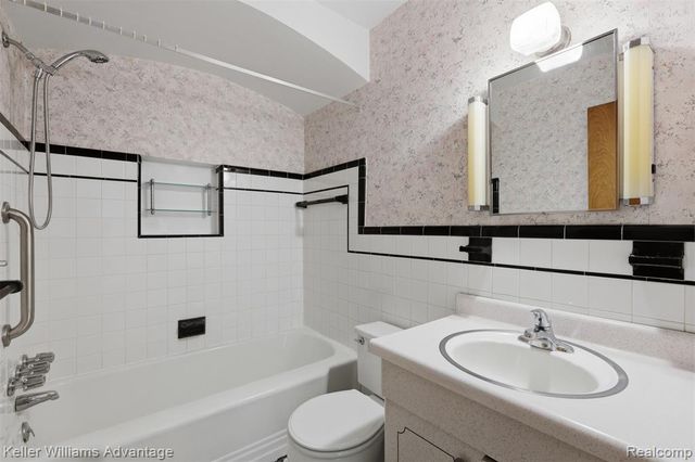 3807 Harding Street, Dearborn, MI 48124