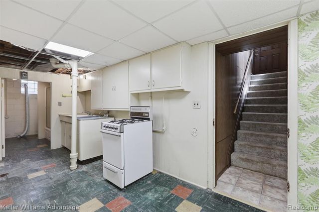 3807 Harding Street, Dearborn, MI 48124