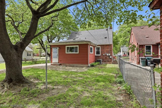 3807 Harding Street, Dearborn, MI 48124