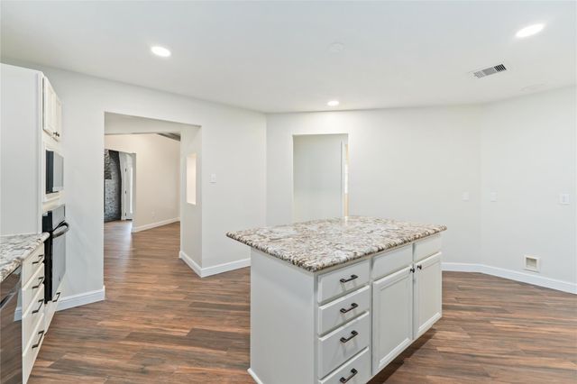 3715 Twin Forks Circle, Missouri City, TX 77459