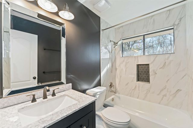 3715 Twin Forks Circle, Missouri City, TX 77459