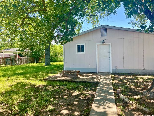 102 SHRINE AVE, San Antonio, TX 78221
