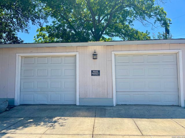 102 SHRINE AVE, San Antonio, TX 78221