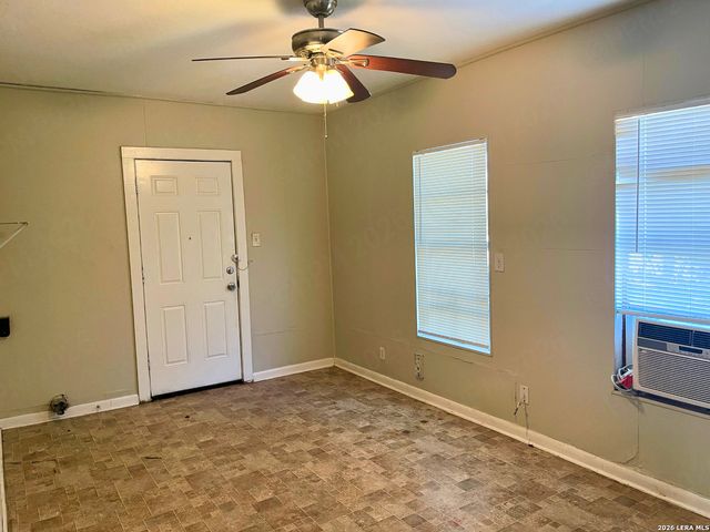 102 SHRINE AVE, San Antonio, TX 78221