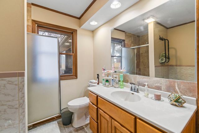 33805 N Oak Street, Grayslake, IL 60030