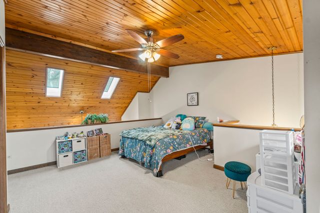 33805 N Oak Street, Grayslake, IL 60030