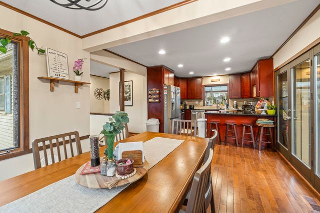 33805 N Oak Street, Grayslake, IL 60030