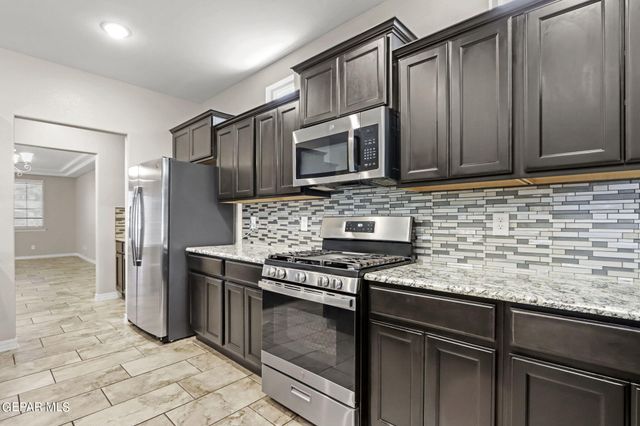 12312 DESERT PATH Court, El Paso, TX 79938