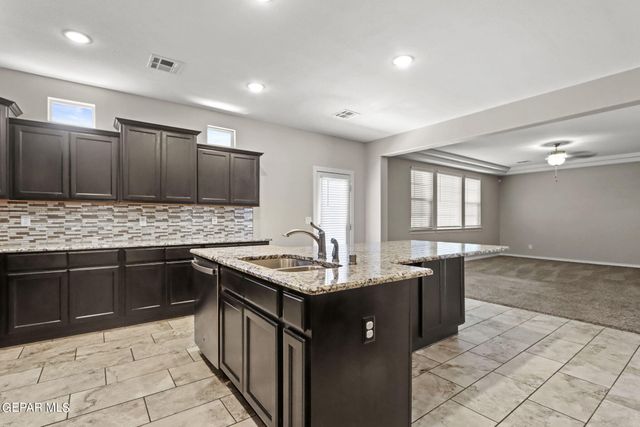 12312 DESERT PATH Court, El Paso, TX 79938