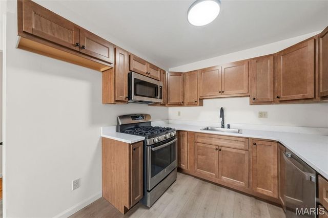 1475 Loveland Drive, Florissant, MO 63031