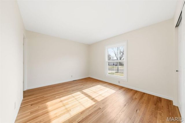 1475 Loveland Drive, Florissant, MO 63031