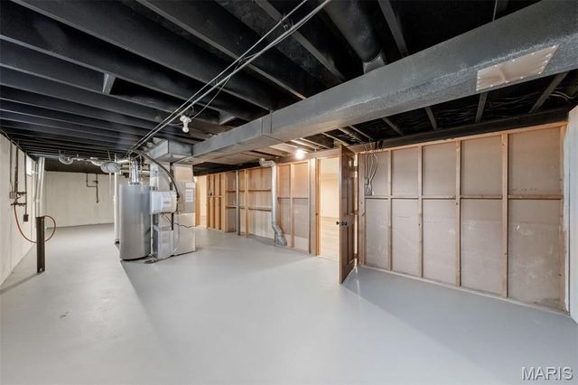 1475 Loveland Drive, Florissant, MO 63031