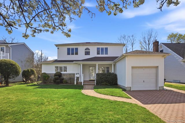157 Rose Lane, New Hyde Park, NY 11040