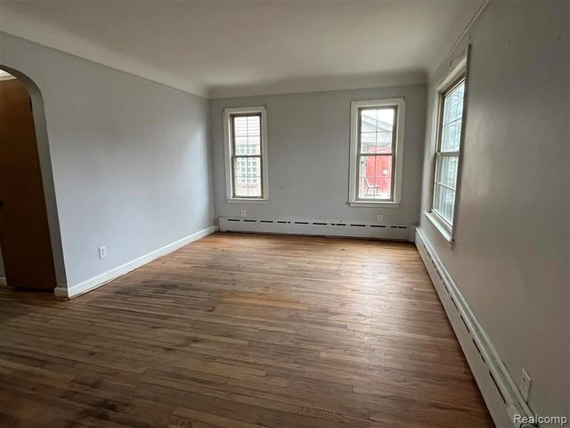 16572 Rosemary, Fraser, MI 48026