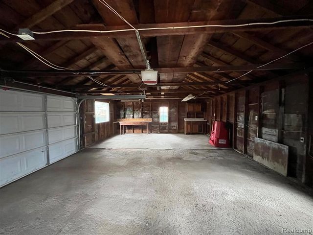 16572 Rosemary, Fraser, MI 48026