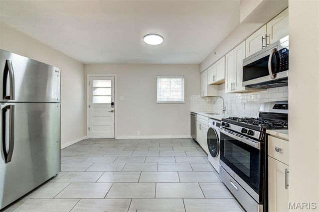 7361 Dale Avenue, St Louis, MO 63117