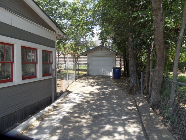 5319 Alton Avenue, Dallas, TX 75214
