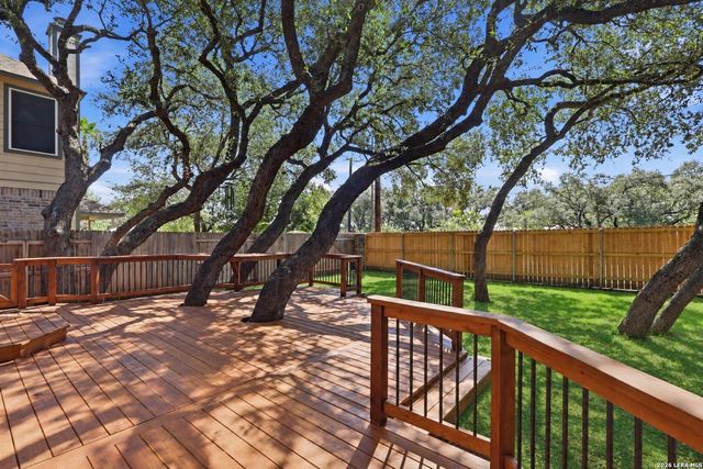 6310 Jade Gln, San Antonio, TX 78249