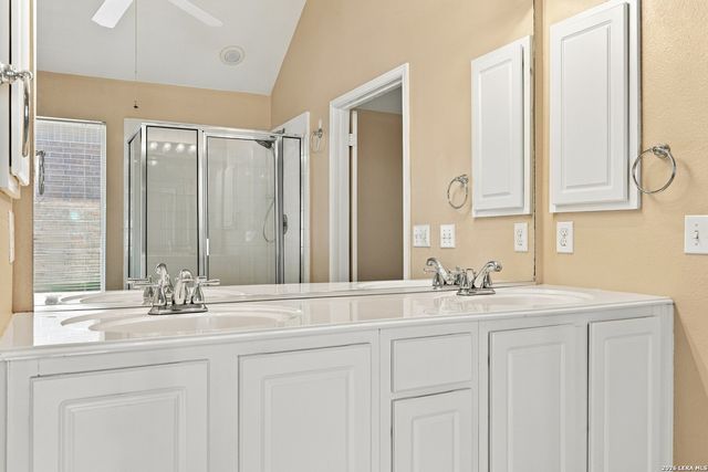 6310 Jade Gln, San Antonio, TX 78249