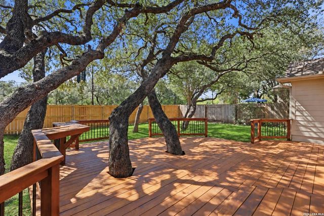 6310 Jade Gln, San Antonio, TX 78249