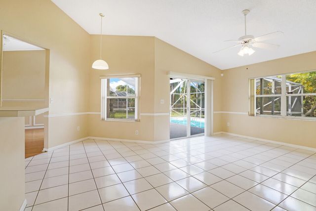 10567 Paso Fino Drive, Wellington, FL 33449