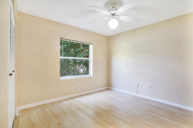 10567 Paso Fino Drive, Wellington, FL 33449