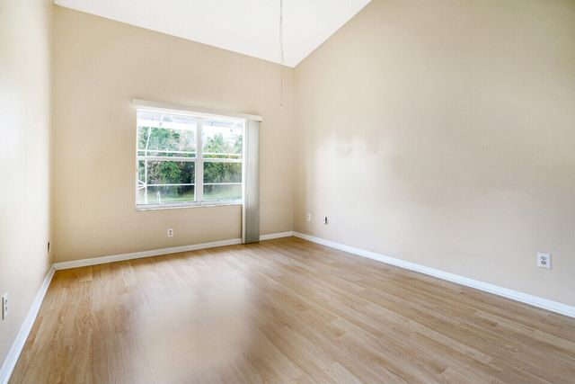 10567 Paso Fino Drive, Wellington, FL 33449