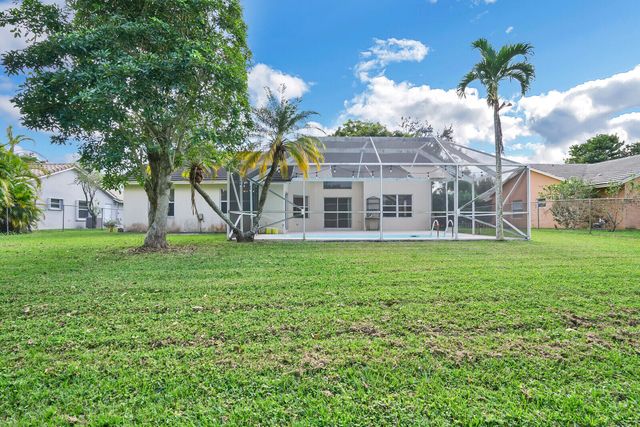 10567 Paso Fino Drive, Wellington, FL 33449