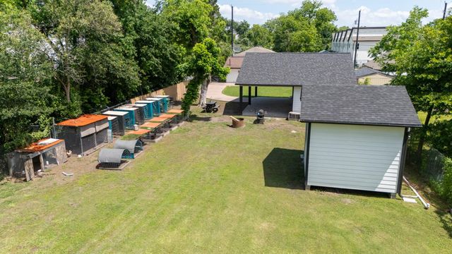 787 Paul Quinn Street, Houston, TX 77091
