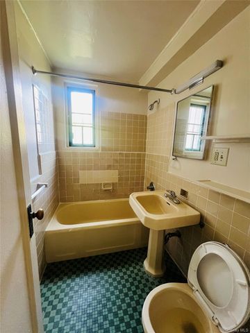 1558 Unionport Road 5G, Bronx, NY 10462
