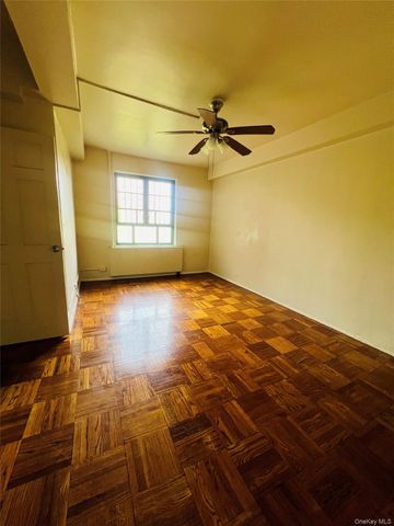 1558 Unionport Road 5G, Bronx, NY 10462