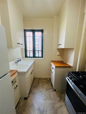 1558 Unionport Road 5G, Bronx, NY 10462