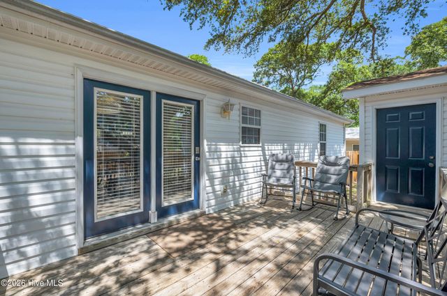 220 NE 55th Street, Oak Island, NC 28465