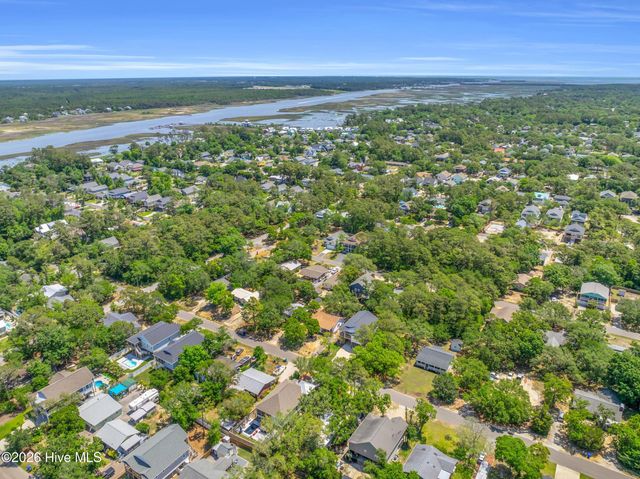 220 NE 55th Street, Oak Island, NC 28465