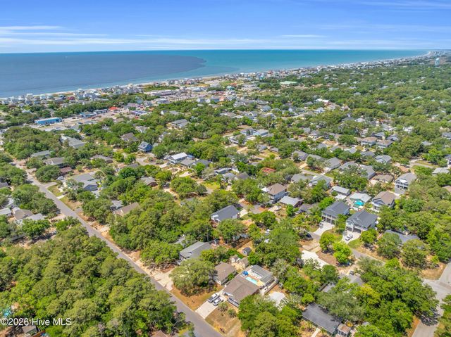 220 NE 55th Street, Oak Island, NC 28465