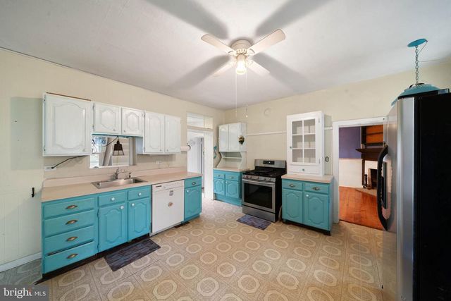 308 W MAIN ST W, Emmitsburg, MD 21727