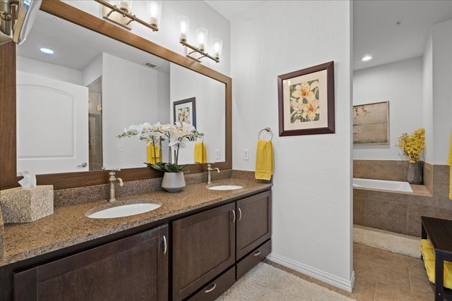 9900 Northshore Boulevard 3107, Corsicana, TX 75109