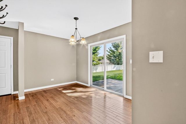 606 Briarwood Court, Elwood, IL 60421