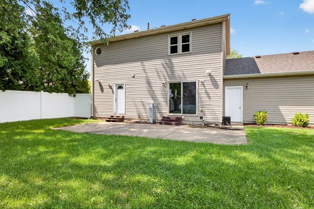 606 Briarwood Court, Elwood, IL 60421