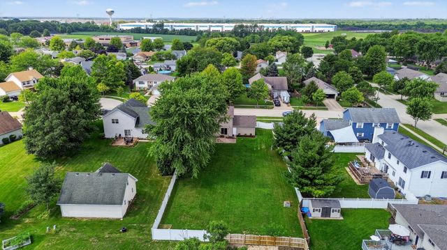 606 Briarwood Court, Elwood, IL 60421