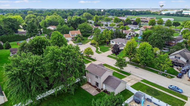 606 Briarwood Court, Elwood, IL 60421