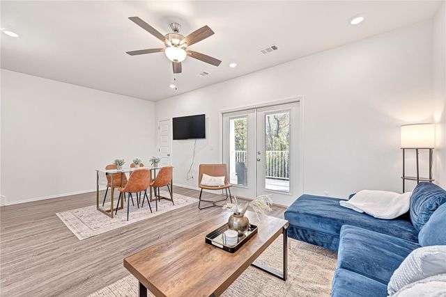 4254 W Bandera Street 2, Fayetteville, AR 72704