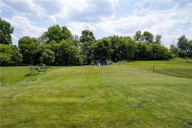 6421 Erica, Victor, NY 14564